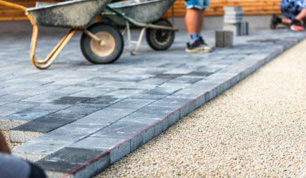 Best Concrete Walkway Installation  in Arbuckle, CA